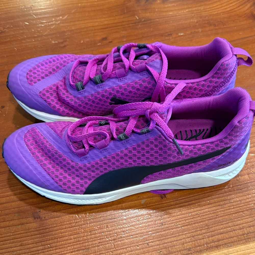Puma Women's Vibrant Purple Athletic Sneakers SZ 11 NWOB